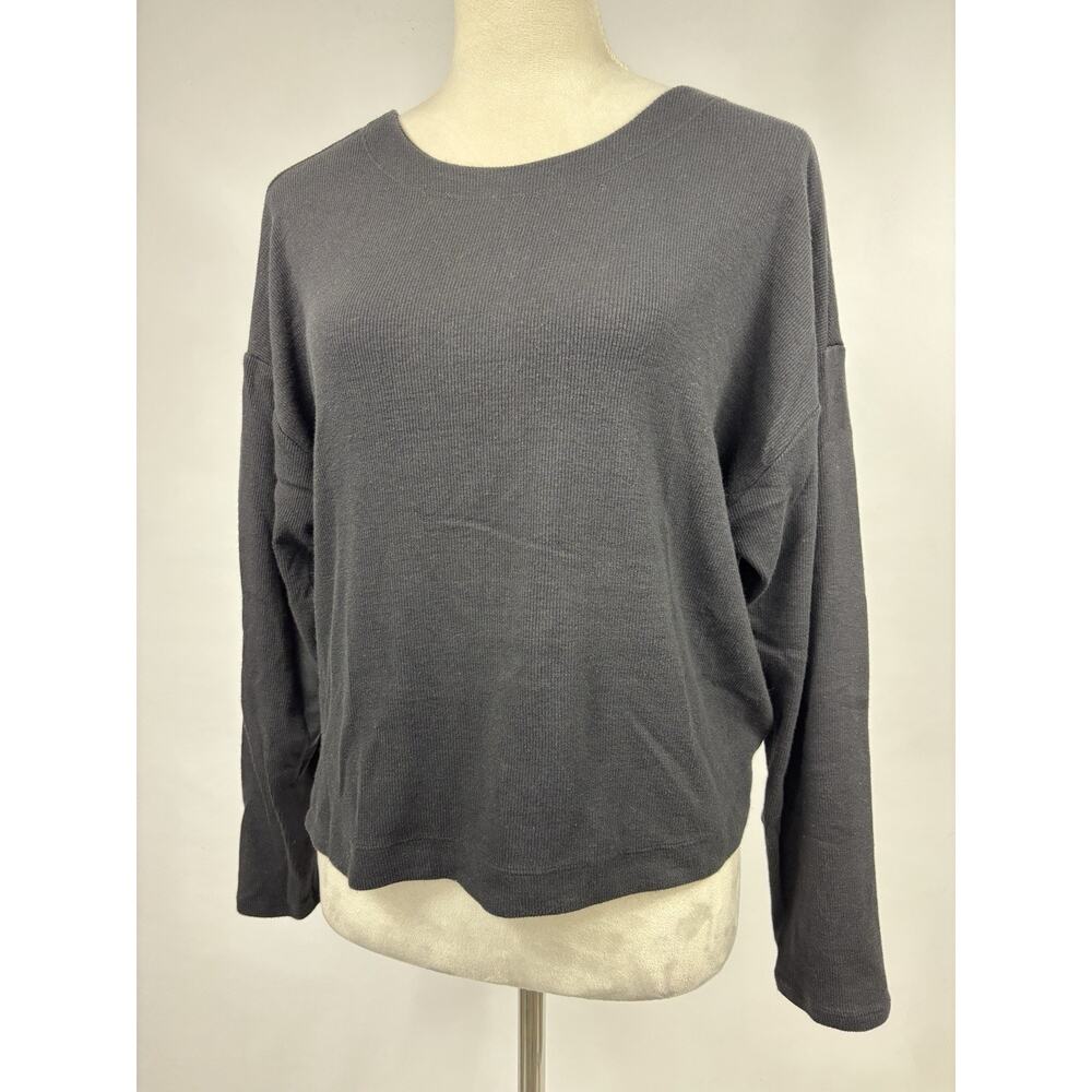 Athleta Presence Twist Sweatshirt Black Size Medium Long Sleeve Low Back Cropped - Picture 9 of 9